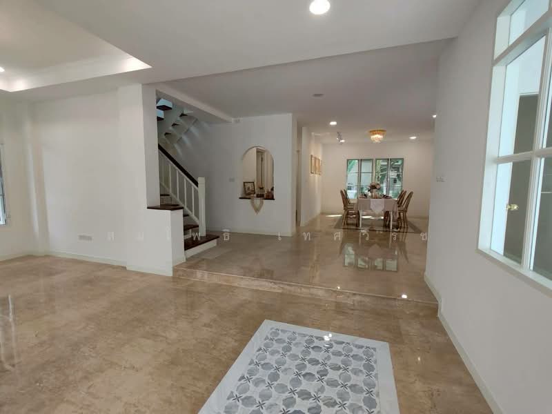 ขาย - Nantawan Ramintra-Watcharaphon : นันทวัน รามอินทรา-วัชรพล, กรุงเทพ