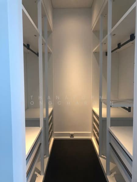 The Ritz-Carlton Residences, Bangkok, 114 Narathiwat Ratchanakarin Road, Silom, Bang Rak, Bangkok, 3 Bedrooms, 205 sqm, Condo For Rent, by Thanaporn Wongcharoen, 500229699 - DDproperty.com