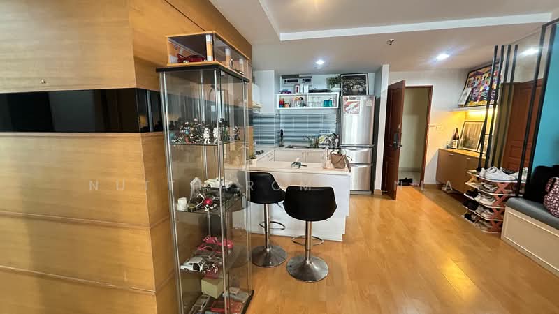 Resorta Yen-Akat, Bangkok, 270 87 Soi Amon, Chong Nonsi, Yan Nawa, Bangkok, 3 Bedrooms, 109 sqm, Condo For Sale, by Nuttharom Linla, 500229718 - DDproperty.com