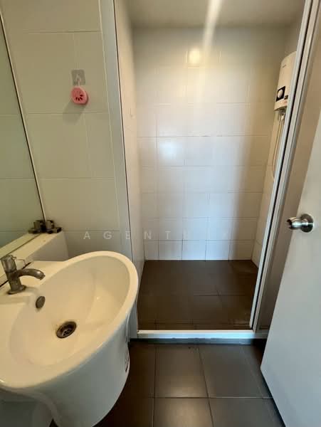 Aspire Rattanatibet 1, Nonthaburi, 678 Rattanathibet Road, Bang Kra So, Muang Nonthaburi, Nonthaburi, 1 Bedroom, 31 sqm, Condo For Rent, by Agentbkk, 500229721 - DDproperty.com