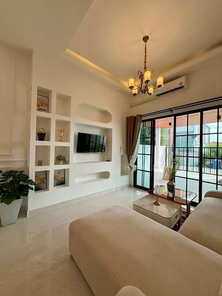 บ้าน 3-ห้องนอน, ชลบุรี, หนองปรือ, บางละมุง, ชลบุรี, 263 ตร.ม., บ้านเดี่ยว ขาย, โดย Thitiporn Pawikham, 500229727 - DDproperty.com