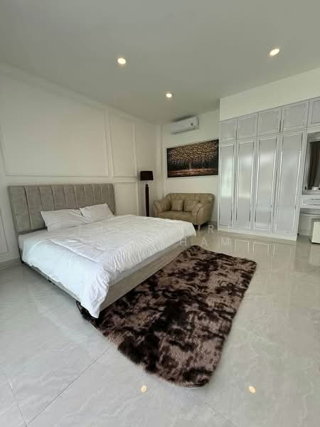 3-BR House, Chon Buri (Pattaya), Nong Pru, Bang Lamung (Pattaya), Chon Buri (Pattaya), 3 Bedrooms, 263 sqm, Single Detached House For Sale, by Thitiporn Pawikham, 500229727 - DDproperty.com