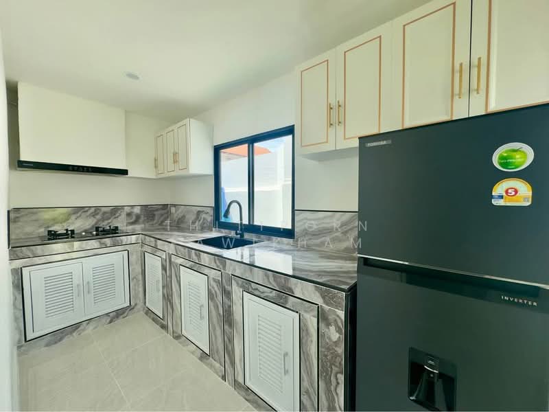 3-BR House, Chon Buri (Pattaya), Nong Pru, Bang Lamung (Pattaya), Chon Buri (Pattaya), 3 Bedrooms, 263 sqm, Single Detached House For Sale, by Thitiporn Pawikham, 500229727 - DDproperty.com