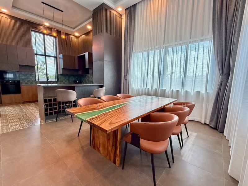 European-style pool villa near Mab Prachan, Chon Buri (Pattaya), มาบล่าง, Bang Lamung, Bang Lamung (Pattaya), Chon Buri (Pattaya), 3 Bedrooms, 190 sqm, Villa For Sale, by Saimaii Russiphat, 500229733 - DDproperty.com