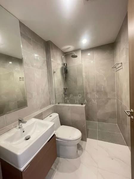 4-BR Villa, Chon Buri (Pattaya), Nong Pru, Bang Lamung (Pattaya), Chon Buri (Pattaya), 4 Bedrooms, 236 sqm, Villa For Sale, by Thitiporn Pawikham, 500229745 - DDproperty.com