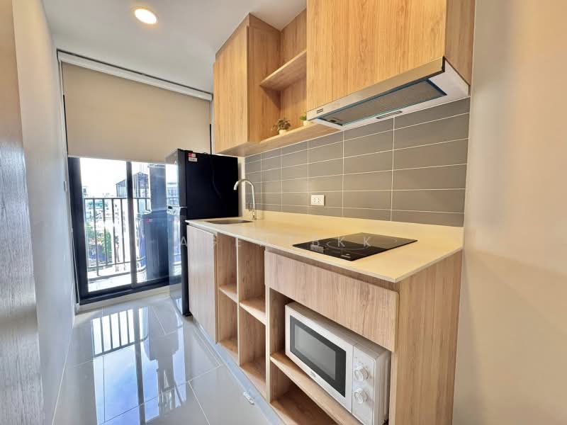 Chewathai Pinklao, Bangkok, Arun Amarin Road, Bang Yi Khan, Bang Phlat, Bangkok, 1 Bedroom, 30 sqm, Condo For Rent, by Agentbkk, 500229766 - DDproperty.com