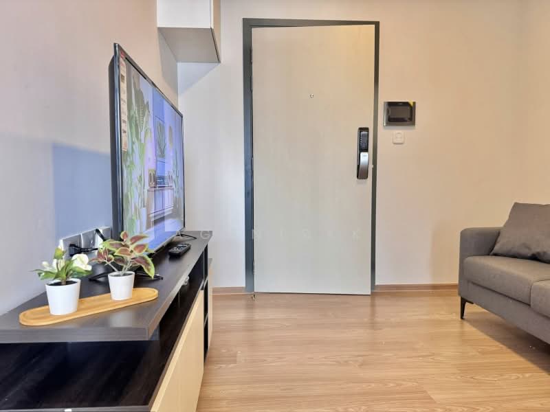 Chewathai Pinklao, Bangkok, Arun Amarin Road, Bang Yi Khan, Bang Phlat, Bangkok, 1 Bedroom, 30 sqm, Condo For Rent, by Agentbkk, 500229766 - DDproperty.com