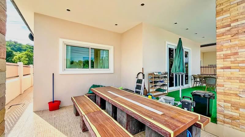 4-BR Villa, Prachuap Khiri Khan, Nong Kae, Hua Hin, Prachuap Khiri Khan, 4 Bedrooms, 126 sqm, Villa For Sale, by Thitiporn Pawikham, 500229768 - DDproperty.com