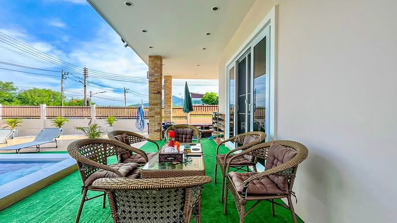 4-BR Villa, Prachuap Khiri Khan, Nong Kae, Hua Hin, Prachuap Khiri Khan, 4 Bedrooms, 126 sqm, Villa For Sale, by Thitiporn Pawikham, 500229768 - DDproperty.com