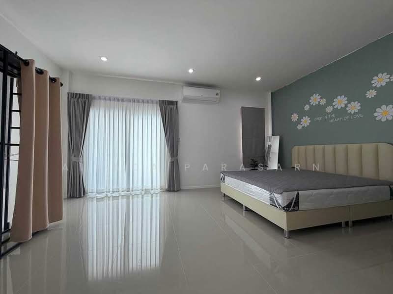 Patagonia 5 Ramintra-Safari, Bangkok, VP65+6Q9 หมู่บ้านพาทาโกเนีย, Min Buri, Min Buri, Bangkok, 4 Bedrooms, 120 sqm, Townhouse For Rent, by Airada Parasarn, 500229773 - DDproperty.com