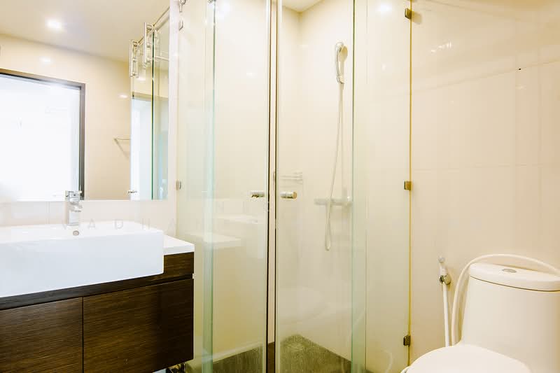 Noble Remix, Bangkok, 772 Soi Sukhumvit 36, Sukhumvit Road, Khong Tan, Khlong Toei, Bangkok, 3 Bedrooms, 140 sqm, Condo For Rent, by Nicha Vadhanasiriyakorn, 500229803 - DDproperty.com