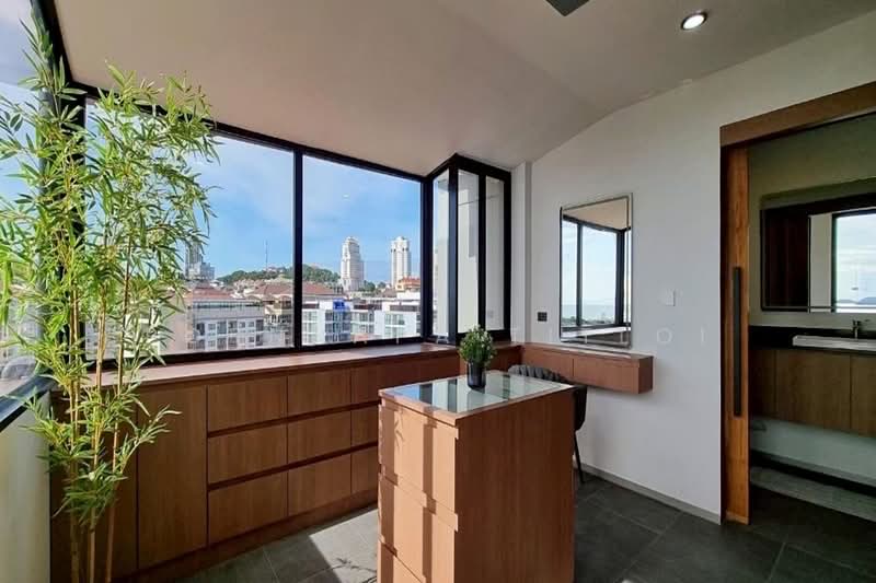 ขาย - Sombat Pattaya Condotel : สมบัติ พัทยา คอนโดเทล, ชลบุรี