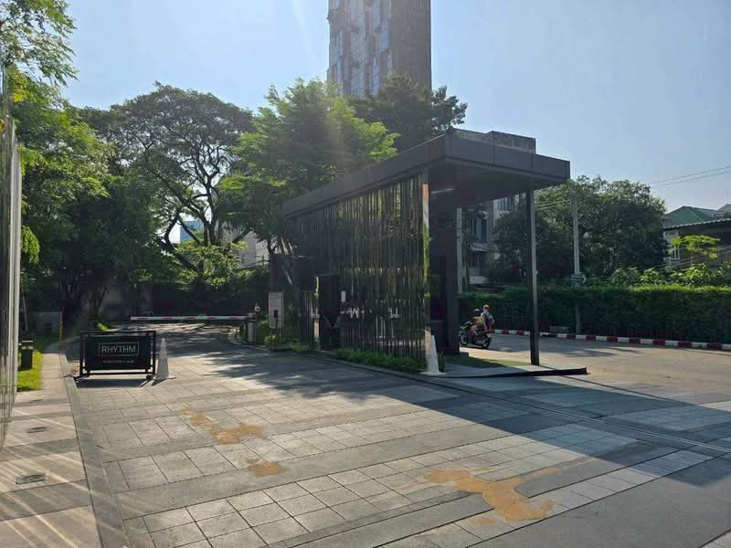 Rhythm Sukhumvit 36-38, Bangkok, 55 Soi Sukhumvit 36, Sukhumvit Road, Phra Kanong, Khlong Toei, Bangkok, Studio, 24 sqm, Condo For Sale, by แพน, 500229816 - DDproperty.com