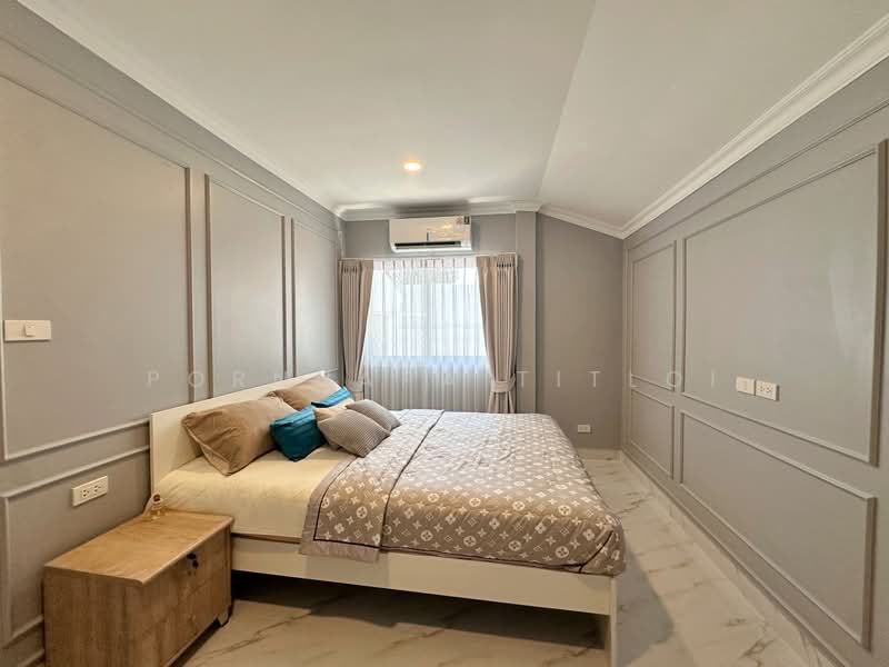 ready-to-move-in pool villa in Srisuk Village Pattaya, Chon Buri (Pattaya), Na Kloe, Bang Lamung (Pattaya), Chon Buri (Pattaya), 4 Bedrooms, 250 sqm, Single Detached House For Sale, by Pornnapa Titloi, 500229820 - DDproperty.com