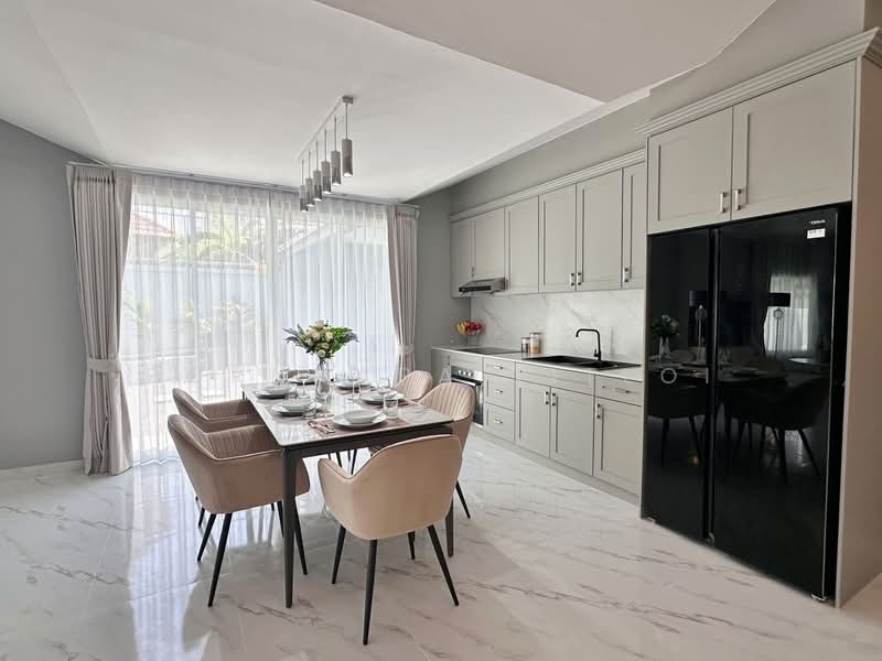 ready-to-move-in pool villa in Srisuk Village Pattaya, Chon Buri (Pattaya), Na Kloe, Bang Lamung (Pattaya), Chon Buri (Pattaya), 4 Bedrooms, 250 sqm, Single Detached House For Sale, by Pornnapa Titloi, 500229820 - DDproperty.com