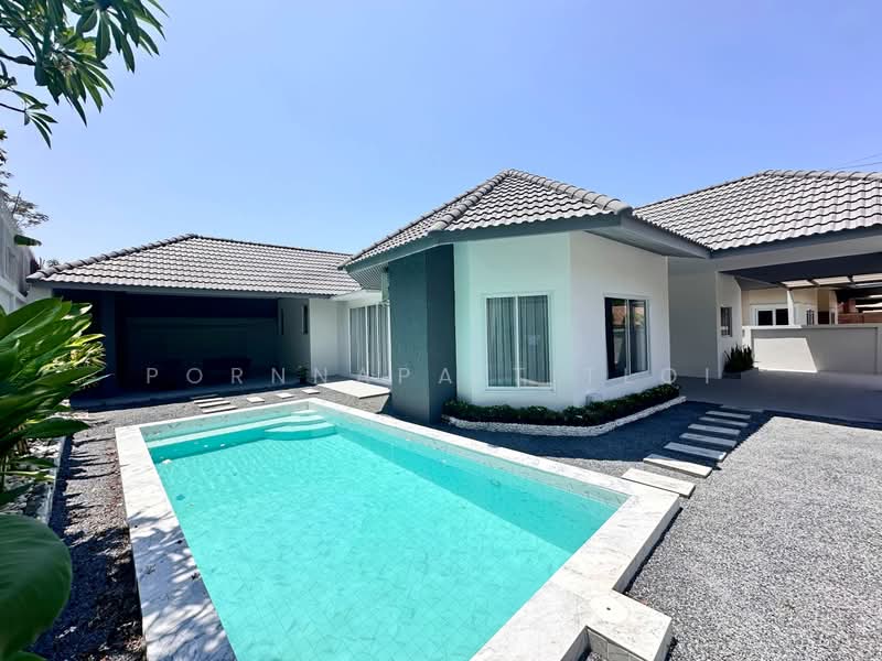 ready-to-move-in pool villa in Srisuk Village Pattaya, Chon Buri (Pattaya), Na Kloe, Bang Lamung (Pattaya), Chon Buri (Pattaya), 4 Bedrooms, 250 sqm, Single Detached House For Sale, by Pornnapa Titloi, 500229820 - DDproperty.com