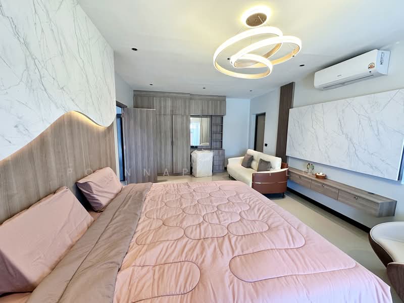 For sale villa at East Pattaya, Chon Buri (Pattaya), Na Kloe, Bang Lamung (Pattaya), Chon Buri (Pattaya), 5 Bedrooms, 300 sqm, Villa For Sale, by Pornnapa Titloi, 500229826 - DDproperty.com