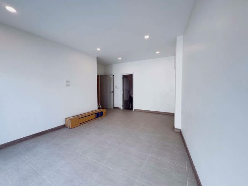 หมู่บ้านพูนทรัพย์ 2, Phuket, Chalong, Muang Phuket, Phuket, 3 Bedrooms, 196 sqm, Semi-Detached House (Twin House) For Sale, by Witada Jindapol, 500229829 - DDproperty.com