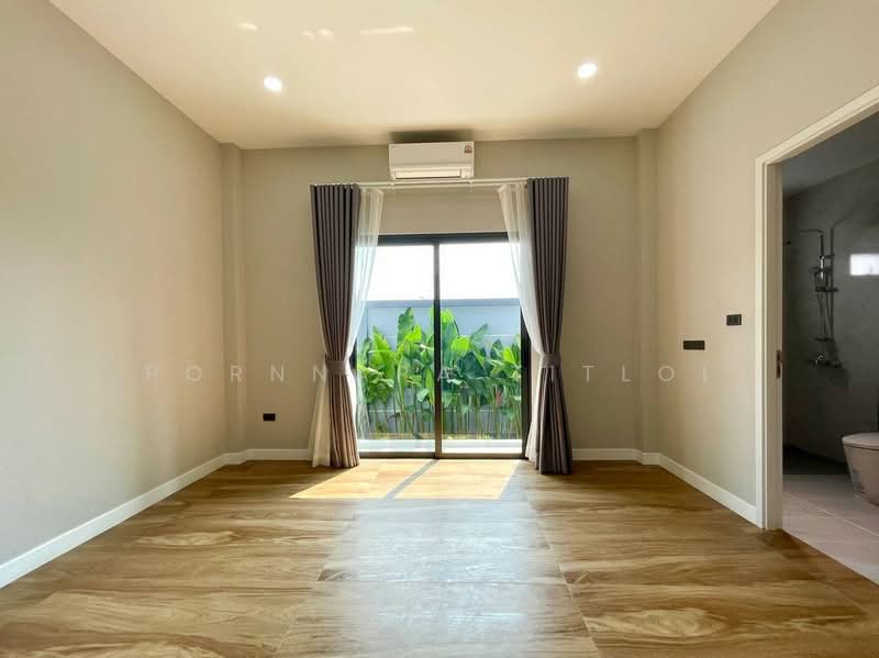 Private Pool Villa Huai Yai Pattaya Book Your Stay Now, Chon Buri (Pattaya), Huai Yai, Bang Lamung (Pattaya), Chon Buri (Pattaya), 3 Bedrooms, 200 sqm, Single Detached House For Sale, by Pornnapa Titloi, 500229834 - DDproperty.com