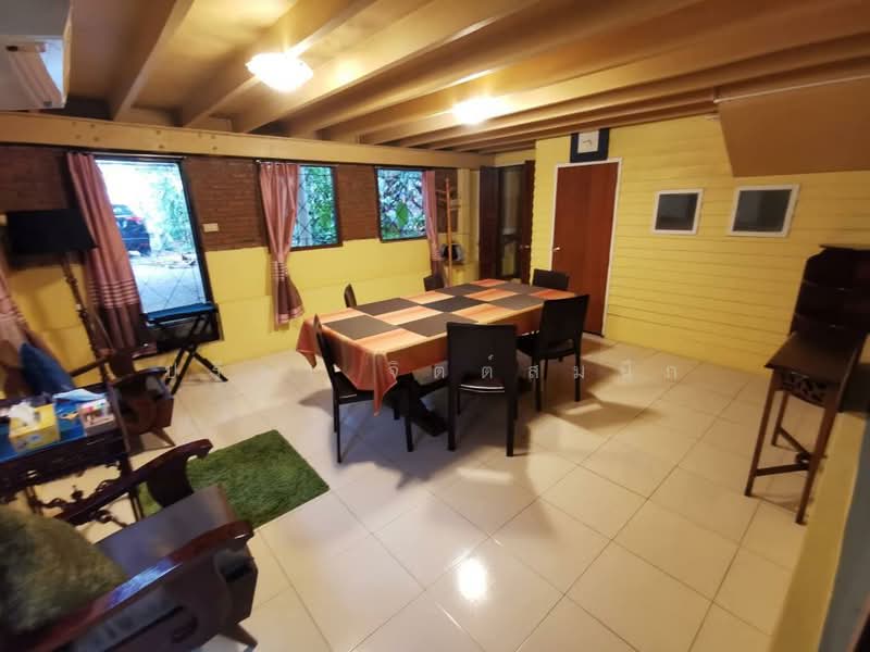 บ้านเก่า 3 ห้องนอนสำหรับพักอาศัยย่านอารีย์, กรุงเทพ, Phaholyothin, สามเสนใน, พญาไท, กรุงเทพ, 200 ตร.ม., บ้านเดี่ยว ให้เช่า, โดย ปรีชา จิตต์สมนึก, 500229842 - DDproperty.com