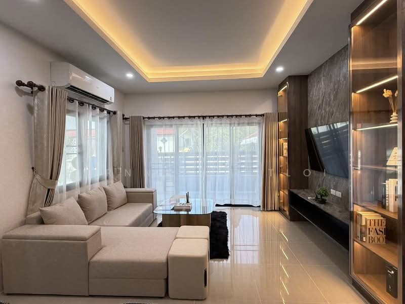 For sale house 3 bedrooms at East Pattaya, Chon Buri (Pattaya), Na Kloe, Bang Lamung (Pattaya), Chon Buri (Pattaya), 3 Bedrooms, 240 sqm, Single Detached House For Sale, by Pornnapa Titloi, 500229844 - DDproperty.com