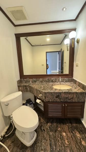 Richmond Palace, Bangkok, Soi Sukhumvit 43 Sukhumvit Road, Khlong Tan Nua, Watthana, Bangkok, 3 Bedrooms, 164 sqm, Condo For Rent, by Nichakorn Tawnao, 500229871 - DDproperty.com