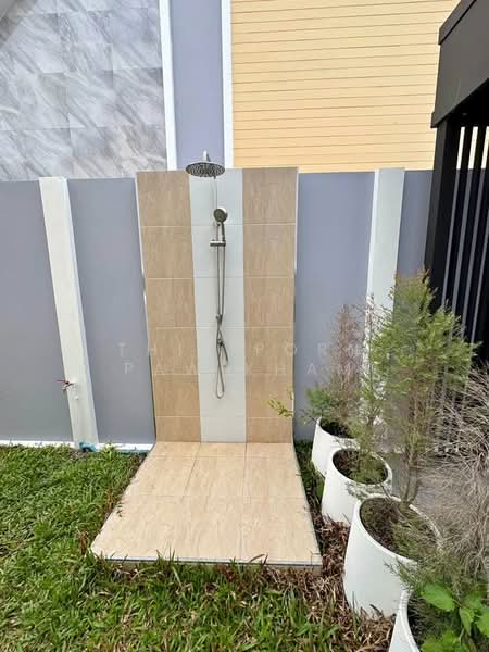 For Sale - 4-BR Villa, Chon Buri (Pattaya)