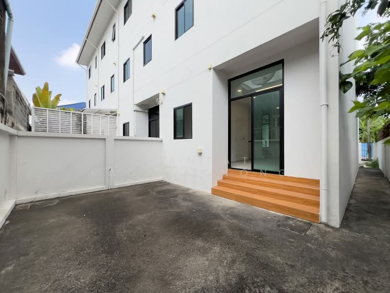 NGAM TownHome, Nonthaburi, Bang Khen, Muang Nonthaburi, Nonthaburi, 3 Bedrooms, 200 sqm, Townhouse For Sale, by Chantat Raoprachong, 500229907 - DDproperty.com
