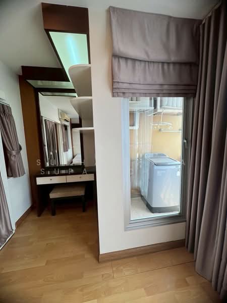 St Louis Grand Terrace, Bangkok, Soi Sathon 11 S Sathon Rd, Yan Nawa, Sathon, Bangkok, 1 Bedroom, 47 sqm, Condo For Rent, by Suchatchaya Supawachiranant, 500229916 - DDproperty.com