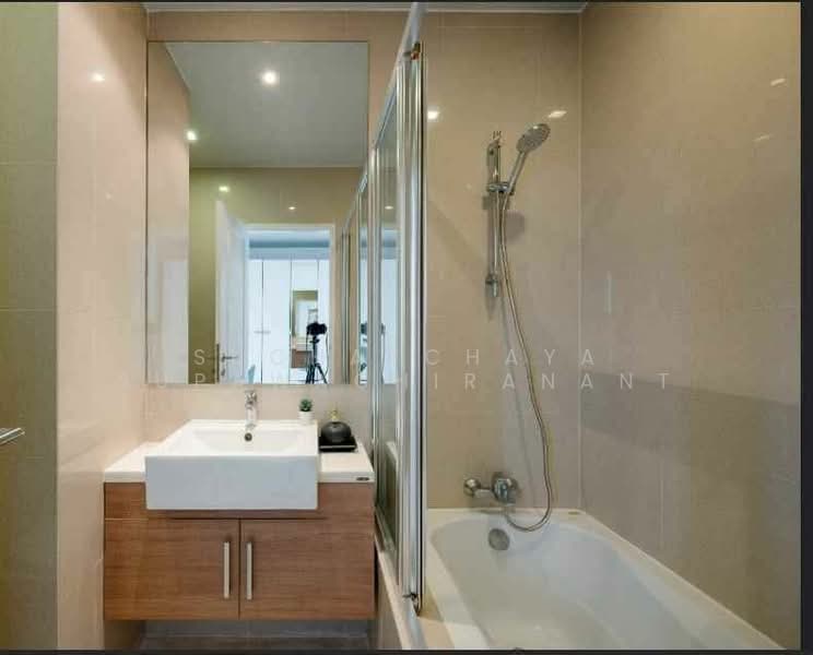 Noble Refine, Bangkok, Soi Sukhumvit 26, Sukhumvit Road, Khong Tan, Khlong Toei, Bangkok, 1 Bedroom, 57 sqm, Condo For Rent, by Suchatchaya Supawachiranant, 500229936 - DDproperty.com