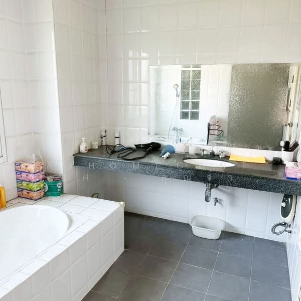 บ้านฟ้าปิยรมย์เลคแอนด์พาร์ค-2 เฟส9, Pathum Thani, Bung Kham Proi, Lam Luk Ka, Pathum Thani, 3 Bedrooms, 210 sqm, Single Detached House For Sale, by AJHOMECENTER - คุณจ๋า, 500229950 - DDproperty.com