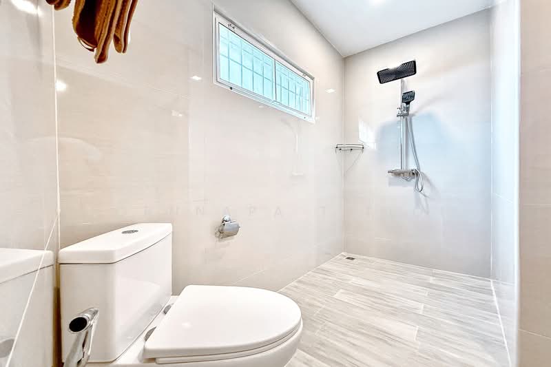 Baan Piam Mongkhon, Chon Buri (Pattaya), Huai Yai, Bang Lamung (Pattaya), Chon Buri (Pattaya), 3 Bedrooms, 250 sqm, Villa For Sale, by Pornnapa Titloi, 500229977 - DDproperty.com