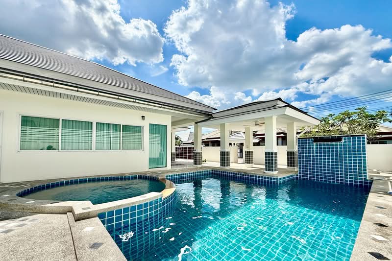 Baan Piam Mongkhon, Chon Buri (Pattaya), Huai Yai, Bang Lamung (Pattaya), Chon Buri (Pattaya), 3 Bedrooms, 250 sqm, Villa For Sale, by Pornnapa Titloi, 500229977 - DDproperty.com