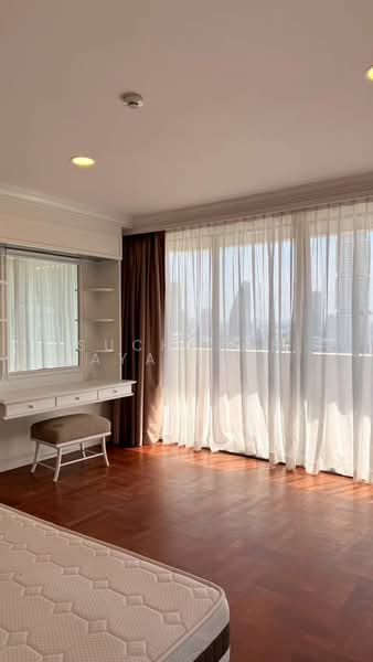 Charan Tower Residences by Aspira, Bangkok, 19 Soi Sukhumvit 43, Khlong Tan Nua, Watthana, Bangkok, 4 Bedrooms, 385 sqm, Apartment For Rent, by Suchatchaya Supawachiranant, 500229995 - DDproperty.com