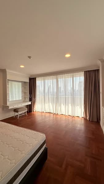 Charan Tower Residences by Aspira, Bangkok, 19 Soi Sukhumvit 43, Khlong Tan Nua, Watthana, Bangkok, 4 Bedrooms, 385 sqm, Apartment For Rent, by Suchatchaya Supawachiranant, 500229995 - DDproperty.com