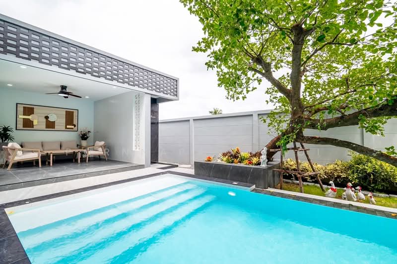 Luxury 5-Bedroom Villa near Mabprachan Lake, Pattaya, Chon Buri (Pattaya), Poong, Bang Lamung (Pattaya), Chon Buri (Pattaya), 5 Bedrooms, 850 sqm, Villa For Sale, by Pornnapa Titloi, 500230001 - DDproperty.com