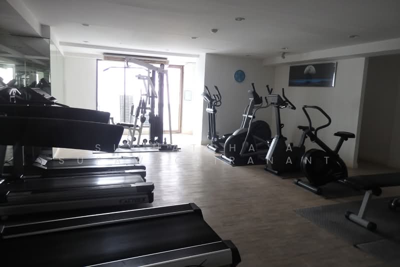 Royal Castle Sukhumvit, Bangkok, 30 Soi Sukhumvit 39, Khlongtoei Nua, Watthana, Bangkok, 3 Bedrooms, 173 sqm, Condo For Rent, by Suchatchaya Supawachiranant, 500230033 - DDproperty.com