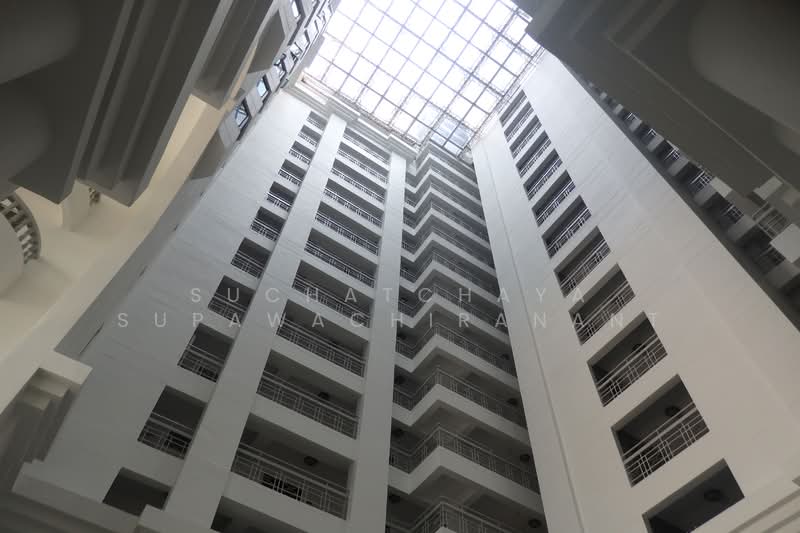 Royal Castle Sukhumvit, Bangkok, 30 Soi Sukhumvit 39, Khlongtoei Nua, Watthana, Bangkok, 3 Bedrooms, 173 sqm, Condo For Rent, by Suchatchaya Supawachiranant, 500230033 - DDproperty.com