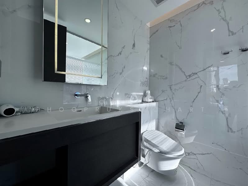 Siamese Exclusive Queens, Bangkok, 388 Phai Singto Alley, Khlong Toei, Khlong Toei, Bangkok, 2 Bedrooms, 77 sqm, Condo For Rent, by Somrad Phoopruksachart, 500230039 - DDproperty.com