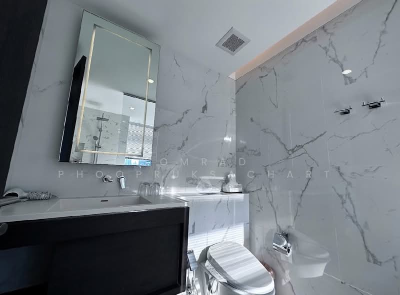 Siamese Exclusive Queens, Bangkok, 388 Phai Singto Alley, Khlong Toei, Khlong Toei, Bangkok, 2 Bedrooms, 77 sqm, Condo For Rent, by Somrad Phoopruksachart, 500230039 - DDproperty.com