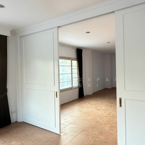 For Rent - Urban Sathorn, Bangkok