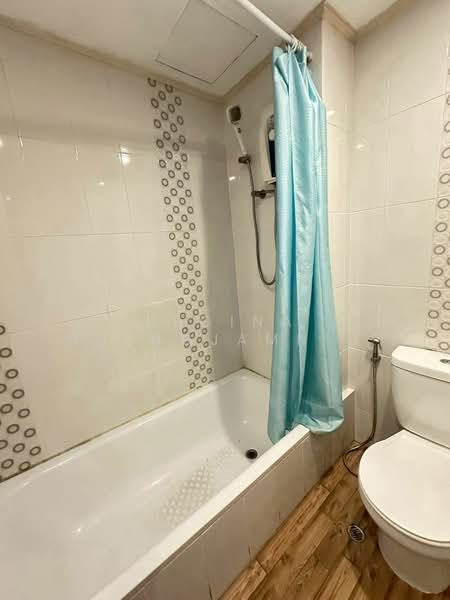 Jomtien Beach Condo : จอมเทียน บีช คอนโด, ชลบุรี, หนองปรือ, บางละมุง, ชลบุรี, 27 ตร.ม., คอนโด ขาย, โดย Regina Nuengjamnong, 500230114 - DDproperty.com