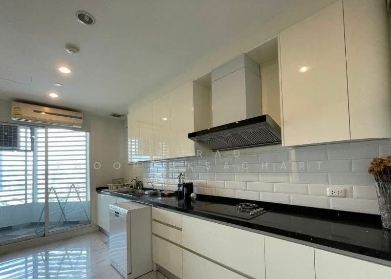 Ideal 24, Bangkok, 85 Sukhumvit 24 Alley, Khong Tan, Khlong Toei, Bangkok, 4 Bedrooms, 340 sqm, Condo For Rent, by Somrad Phoopruksachart, 500230119 - DDproperty.com