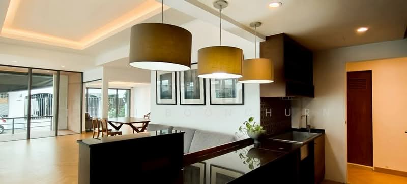 Townhouse, 4 Bed, Rama 9 Road, Bangkok, Bang Kapi, Huai Khwang, Bangkok, , 320 sqm, Retail Space For Rent, by Thiti Boonchurn, 500230127 - DDproperty.com