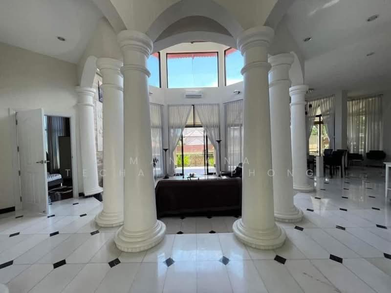 Paradise Villa 1 & 2, Chon Buri (Pattaya), Nong Pru, Bang Lamung (Pattaya), Chon Buri (Pattaya), 5 Bedrooms, 800 sqm, Villa For Rent, by Mantana Techapahaphong, 500230135 - DDproperty.com