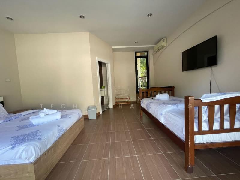 Paradise Villa 1 & 2, Chon Buri (Pattaya), Nong Pru, Bang Lamung (Pattaya), Chon Buri (Pattaya), 5 Bedrooms, 800 sqm, Villa For Rent, by Mantana Techapahaphong, 500230135 - DDproperty.com