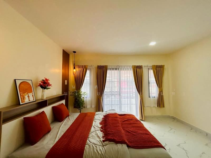 K.C. Ramintra 2, Bangkok, Sam Wa Tawan Tok, Khlong Sam Wa, Bangkok, 2 Bedrooms, 80 sqm, Townhouse For Sale, by นภัสศรณ์ วงศ์สินไทยกร (นันท์), 500230136 - DDproperty.com