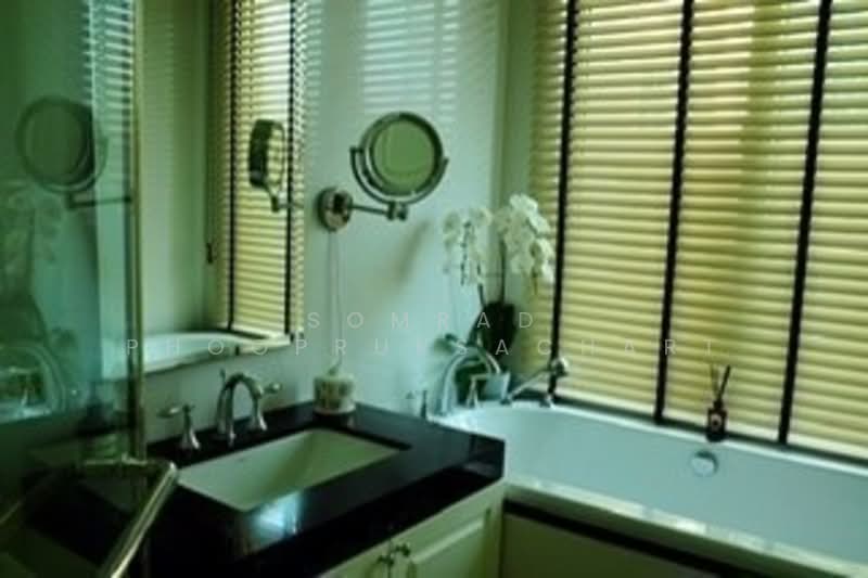 Royce Private Residences, Bangkok, 61 Soi Sukhumvit 31, Khlongtoei Nua, Watthana, Bangkok, 3 Bedrooms, 143 sqm, Condo For Rent, by Somrad Phoopruksachart, 500230147 - DDproperty.com