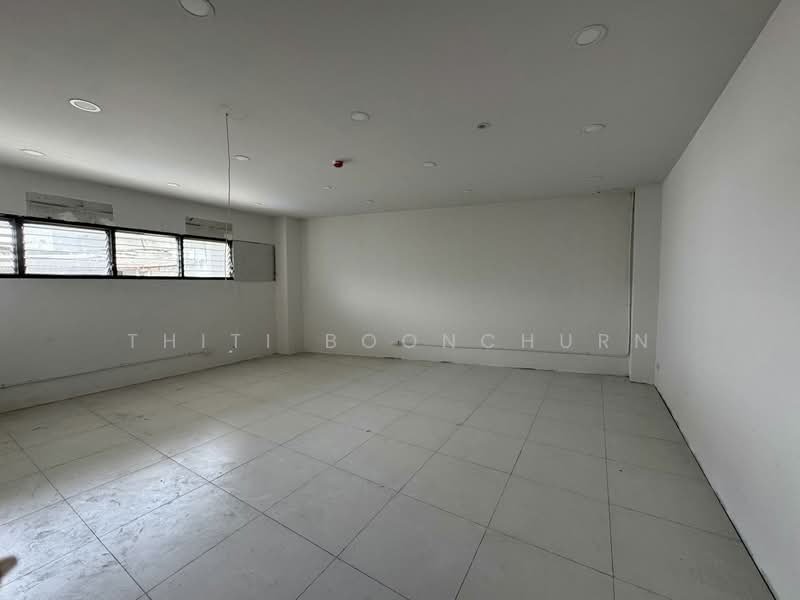 Office Building, 1400sqm, Suksawat Road, Samut Prakan, Pak Khlong Bang Pla Kot, Phra Samut Jadee, Samut Prakan, , 1,400 sqm, Office Space For Rent, by Thiti Boonchurn, 500230151 - DDproperty.com