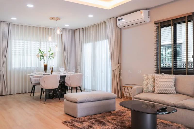 undefined, Chon Buri (Pattaya), Bang Lamung, Bang Lamung (Pattaya), Chon Buri (Pattaya), 3 Bedrooms, 140 sqm, Single Detached House For Sale, by Pattanapong Pongpipat, 500230152 - DDproperty.com